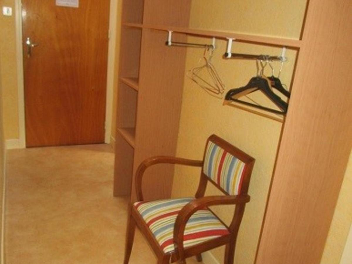 Appartement 2 Chambres, 8 Couchages, Centre-Ville Cauterets, Wifi Gratuit, Parking A Proximite - Fr-1-234-89 Bagian luar foto