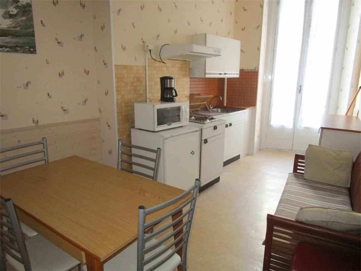 Appartement 2 Chambres, 8 Couchages, Centre-Ville Cauterets, Wifi Gratuit, Parking A Proximite - Fr-1-234-89 Bagian luar foto